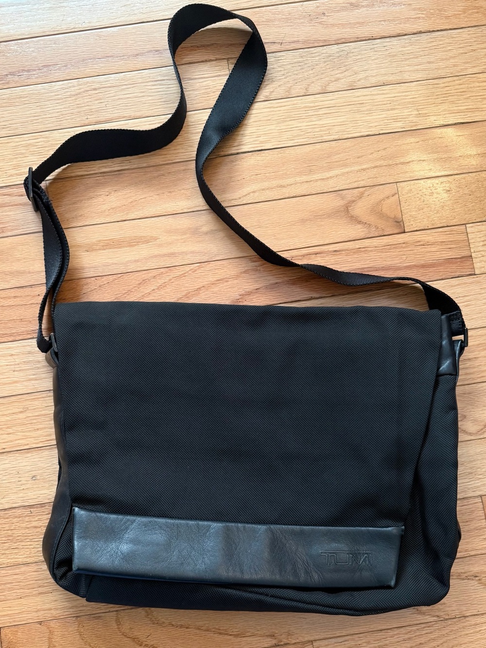 Tumi Black Nylon Messenger Bag with Leather Trim
